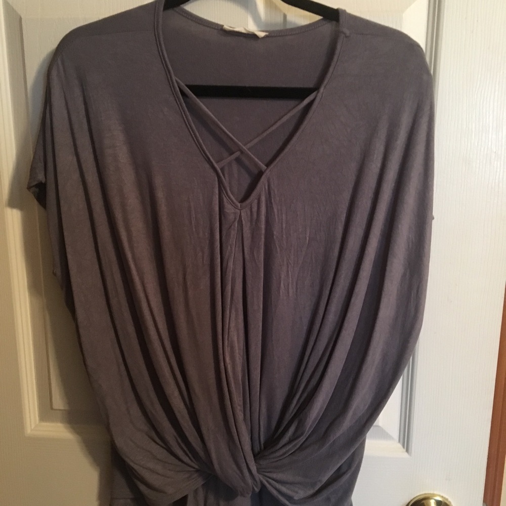 Dusty blue knot front